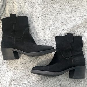 Aquatalia Suede Black Ankle Boots